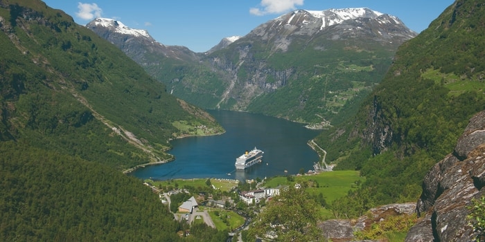Sista chansen med Costa Diadema från Köpenhamn