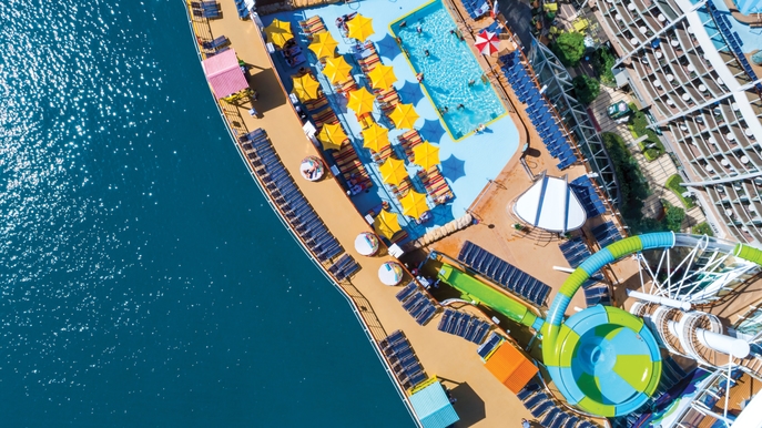 MyCruise Royal-Caribbean-Cruise-Line Oasis-of-the-Seas Offentlige-arealer Pool-spa1