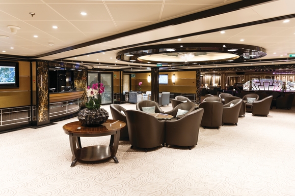 MyCruise Silversea Silver-Spirit Offentlige-arealer Barer-lounger-atrium6