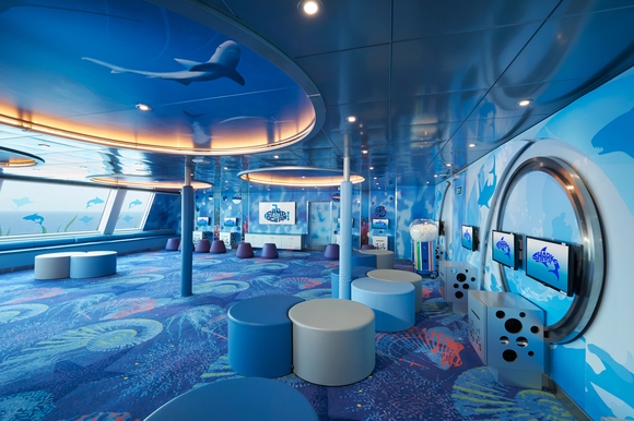 MyCruise-Carnival-Sunrise-Offentlige-arealer-Teater-underholdning2