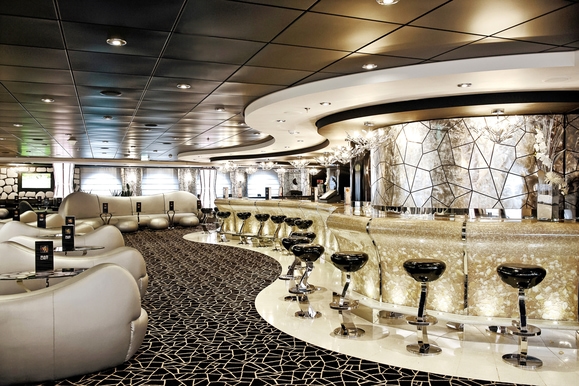MyCruise MSC Divina Offentlige-arealer Barer-lounger-atrium1