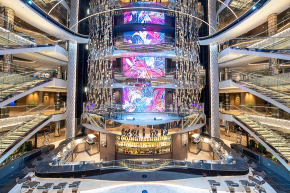 MyCruise MSC Seashore Offentlige-arealer Barer-lounger-atrium1