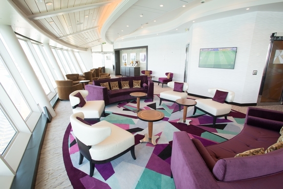 MyCruise Royal-Caribbean-Cruise-Line Independence-of-the-Seas Offentlige-arealer Barer-lounger-atrium2