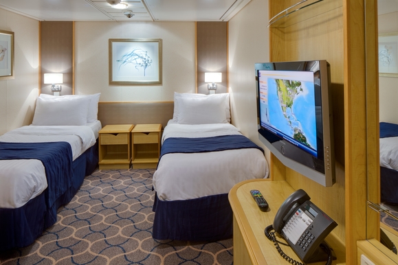 MyCruise Royal-Caribbean-Cruise-Line Liberty-of-the-Seas Kahytter Suite GT1