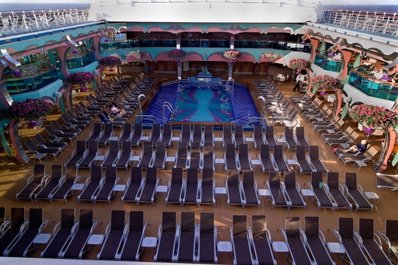 MyCruise Carnival Splendor Offentlige-arealer Pool-spa3