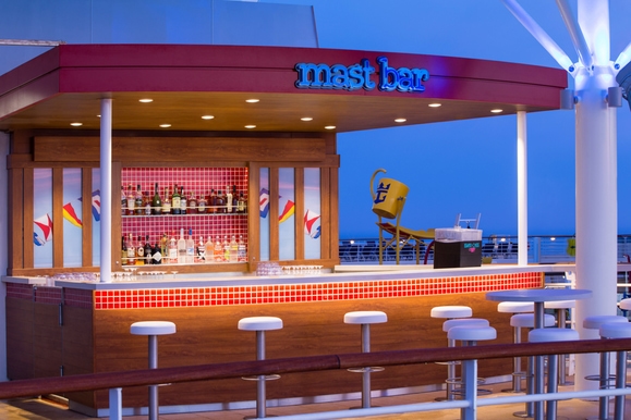 MyCruise Royal-Caribbean-Cruise-Line Harmony-of-the-Seas Offentlige-arealer Barer-lounger-atrium3