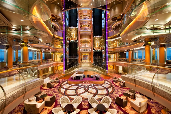 MyCruise Royal-Caribbean-Cruise-Line Rhapsody-of-the-Seas Offentlige-arealer Barer-lounger-atrium1