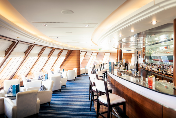MyCruise Cunard Queen-Mary-2 Offentlige-arealer Barer-lounger-atrium5
