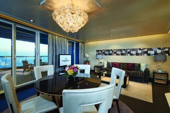 MyCruise Norwegian-Cruise-Line Escape Kahytter Suite H22