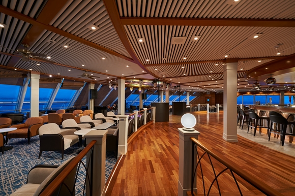 MyCruise Norwegian-Cruise-Line Sun Offentlige-arealer Barer-lounger-atrium2