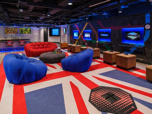 MyCruise Norwegian-Cruise-Line Encore Offentlige-arealer Teater-underholdning5