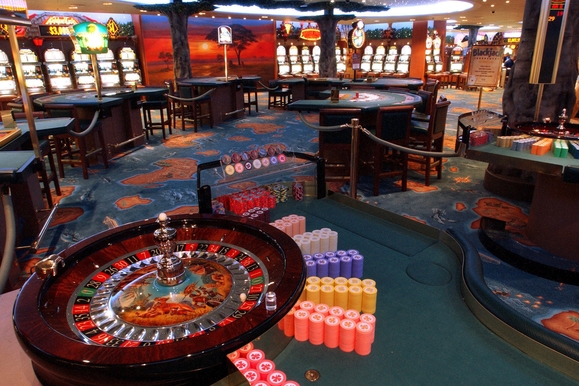 MyCruise Princess-Cruises DIAMOND Offentlige-arealer Casino-butikker3