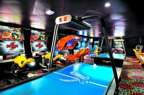 MyCruise Norwegian-Cruise-Line Epic Offentlige-arealer Teater-underholdning4