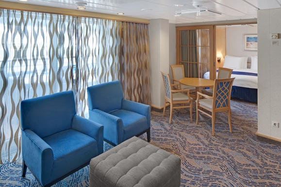 MyCruise Royal-Caribbean-Cruise-Line Navigator-of-the-Seas Kahytter Suite GT3