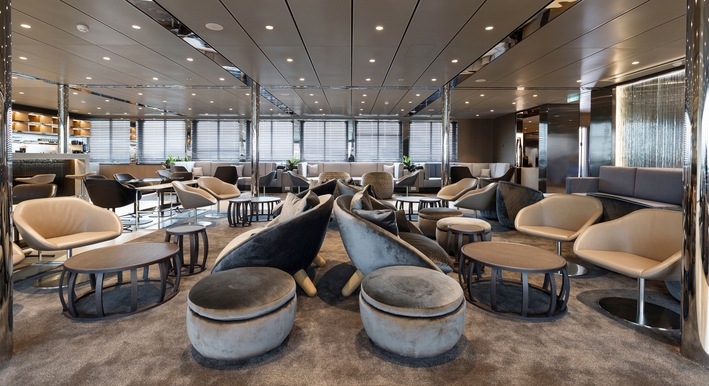 MyCruise Emerald-Cruises Emerald-Sakara Offentlige-arealer Barer-lounger-atrium2