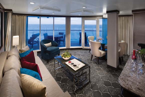 MyCruise Royal-Caribbean-Cruise-Line Symphony-of-the-Seas Kahytter Suite AX2