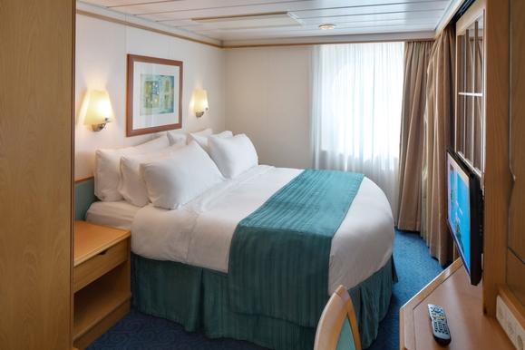 MyCruise Royal-Caribbean-Cruise-Line Voyager-of-the-Seas Kahytter Suite GT4