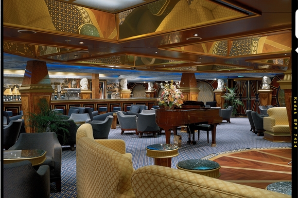 MyCruise Carnival Conquest Offentlige-arealer Barer-lounger-atrium1