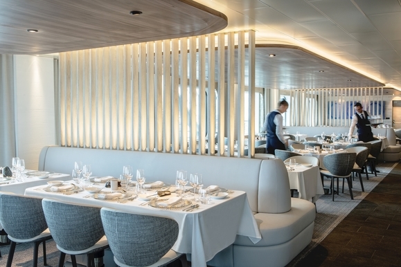 MyCruise Ponant Le-Commandant-Charcot Offentlige-arealer Restauranter1