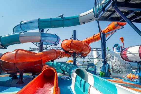 MyCruise MSC Euribia Offentlige-arealer Pool-spa4