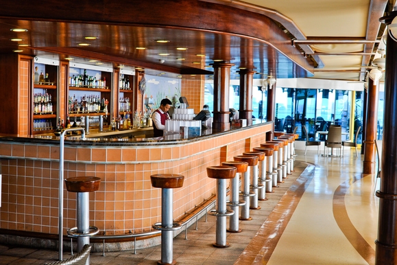 MyCruise Princess-Cruises GRAND Offentlige-arealer Barer-lounger-atrium1