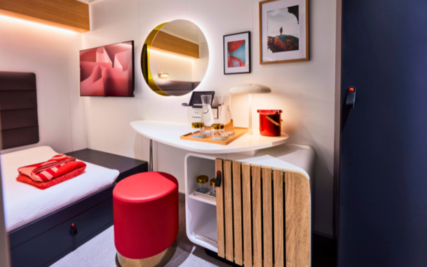 MyCruise Virgin-Voyages Scarlet-Lady Kahytter Indvendig I13