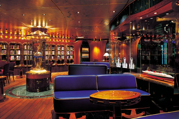 MyCruise Carnival Paradise Offentlige-arealer Barer-lounger-atrium1