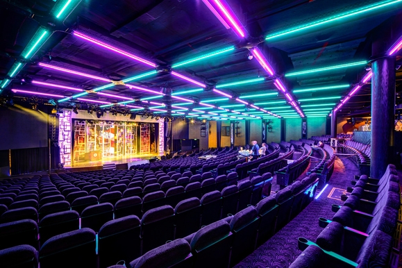 MyCruise Norwegian-Cruise-Line Getaway Offentlige-arealer Teater-underholdning1