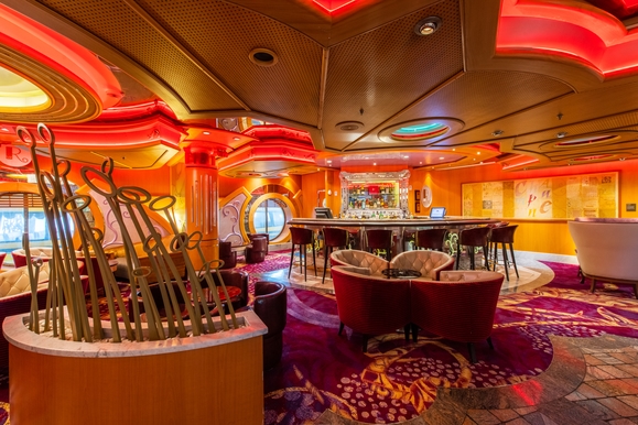 MyCruise Royal-Caribbean-Cruise-Line Voyager-of-the-Seas Offentlige-arealer Barer-lounger-atrium8
