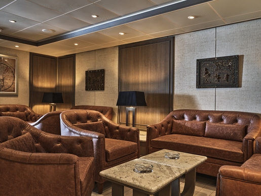 MyCruise Silversea Silver-Moon Offentlige-arealer Barer-lounger-atrium9