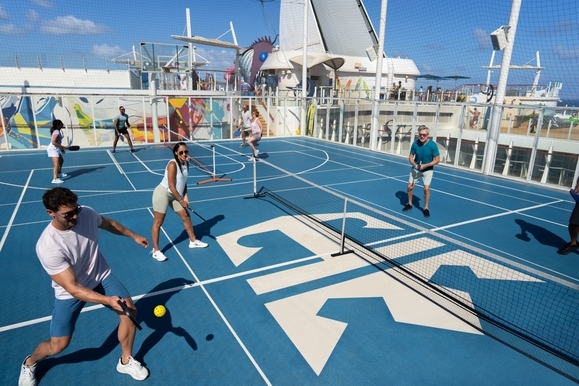 MyCruise Royal-Caribbean-Cruise-Line Oasis-of-the-Seas Offentlige-arealer Sport-fitness4