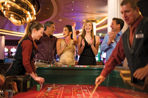 MyCruise Celebrity-Cruises Reflection Offentlige-arealer Casino-butikker1