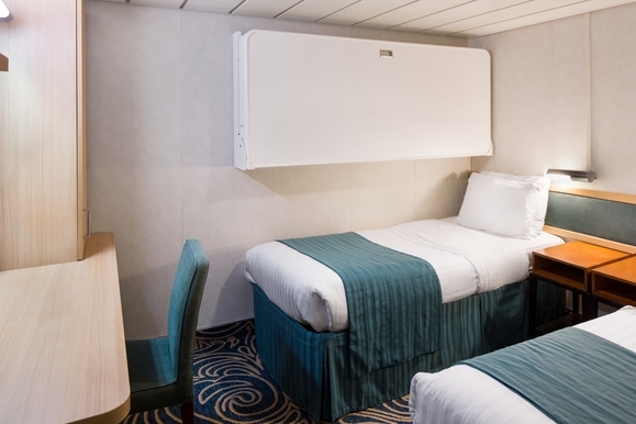 MyCruise Royal-Caribbean-Cruise-Line Rhapsody-of-the-Seas Kahytter Suite VO5