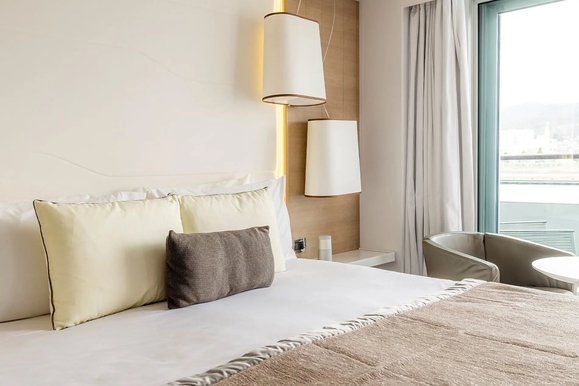 MyCruise Ponant Le-Soleal Kahytter Balkon DEL2