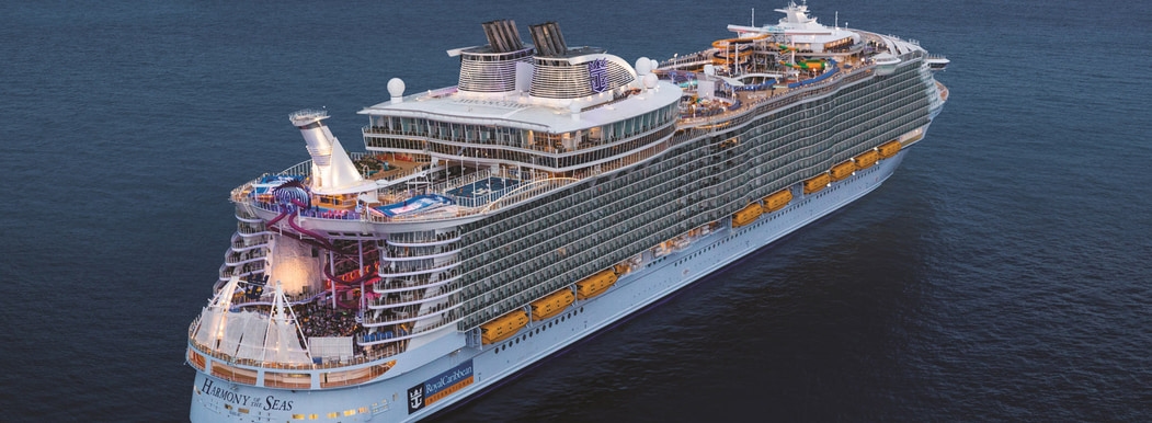MyCruise Royal-Caribbean-Cruise-Line Harmony-of-the-Seas Offentlige-arealer Luftfoto1