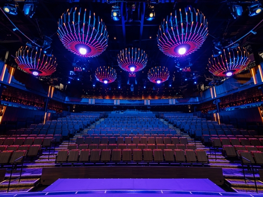 MyCruise Norwegian-Cruise-Line Aqua Offentlige-arealer Teater-underholdning7
