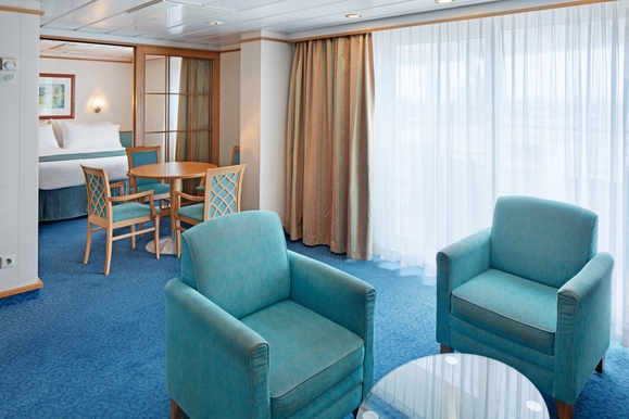 MyCruise Royal-Caribbean-Cruise-Line Voyager-of-the-Seas Kahytter Suite GT5
