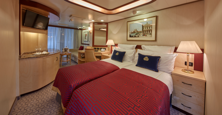 MyCruise Cunard Queen-Elizabeth Kahytter Suite P1,P21