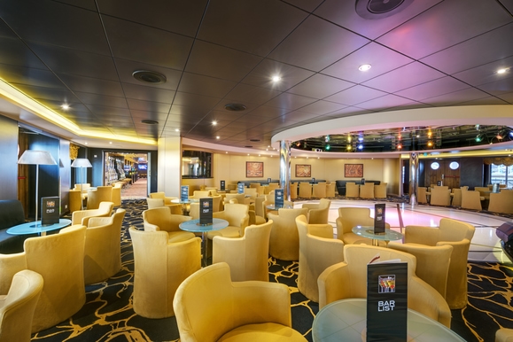 MyCruise MSC Armonia Offentlige-arealer Barer-lounger-atrium1
