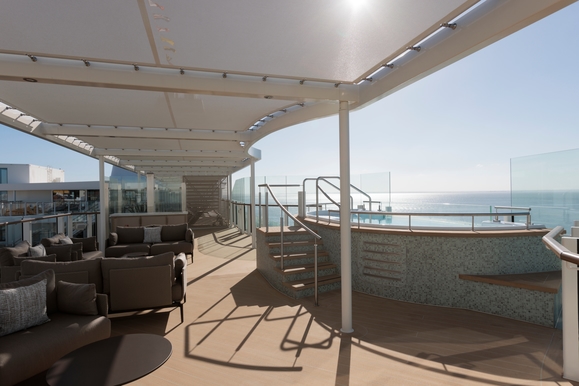 MyCruise Silversea Silver-Ray Offentlige-arealer Pool-spa3