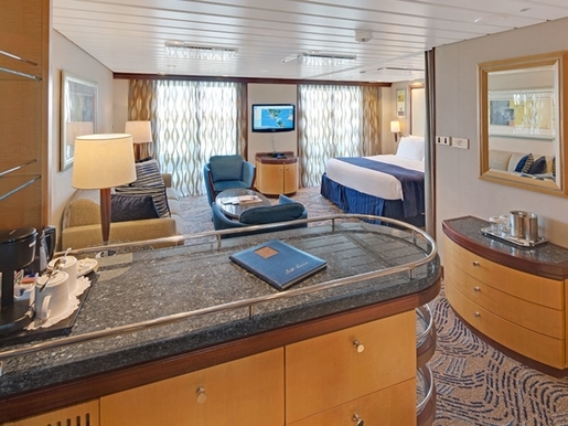 MyCruise Royal-Caribbean-Cruise-Line Explorer-of-the-Seas Kahytter Suite GS3