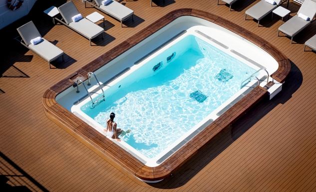MyCruise Ponant Le-Soleal Offentlige-arealer Pool-spa4