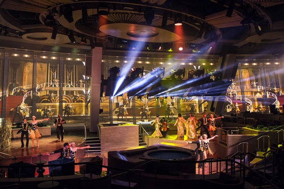MyCruise Royal-Caribbean-Cruise-Line Quantum-of-the-Seas Offentlige-arealer Teater-underholdning2