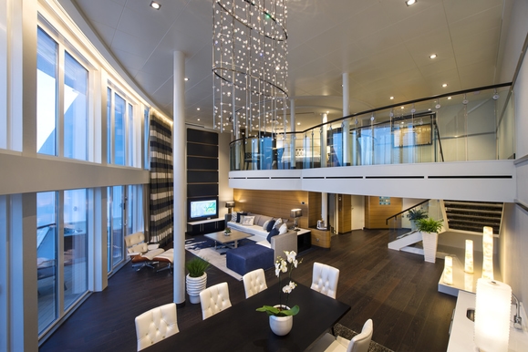 MyCruise Royal-Caribbean-Cruise-Line Quantum-of-the-Seas Kahytter Suite SX4