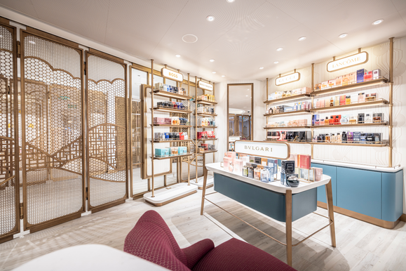 MyCruise Cunard Queen-Anne Offentlige-arealer Casino-butikker2