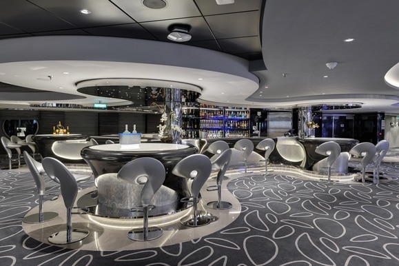MyCruise MSC Euribia Offentlige-arealer Barer-lounger-atrium1