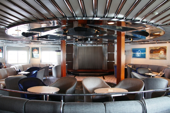 MyCruise SeaDream SeaDream-ll Offentlige-arealer Barer-lounger-atrium7