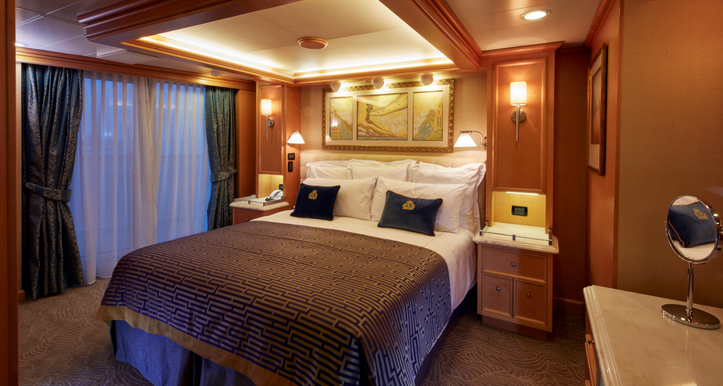 MyCruise Cunard Queen-Elizabeth Kahytter Suite Q11