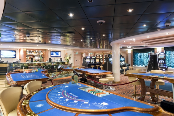 MyCruise MSC Lirica Offentlige-arealer Casino-butikker1