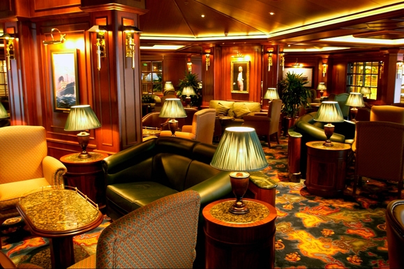 MyCruise Princess-Cruises SAPPHIRE Offentlige-arealer Barer-lounger-atrium3